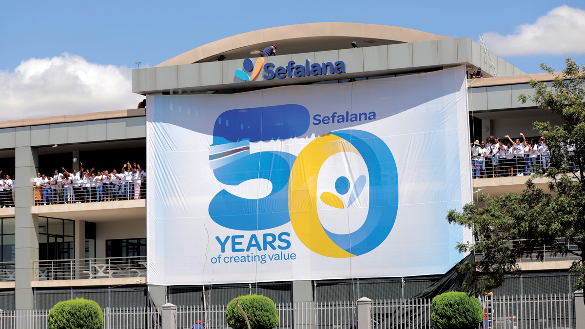 Sefalana buoyant at 50